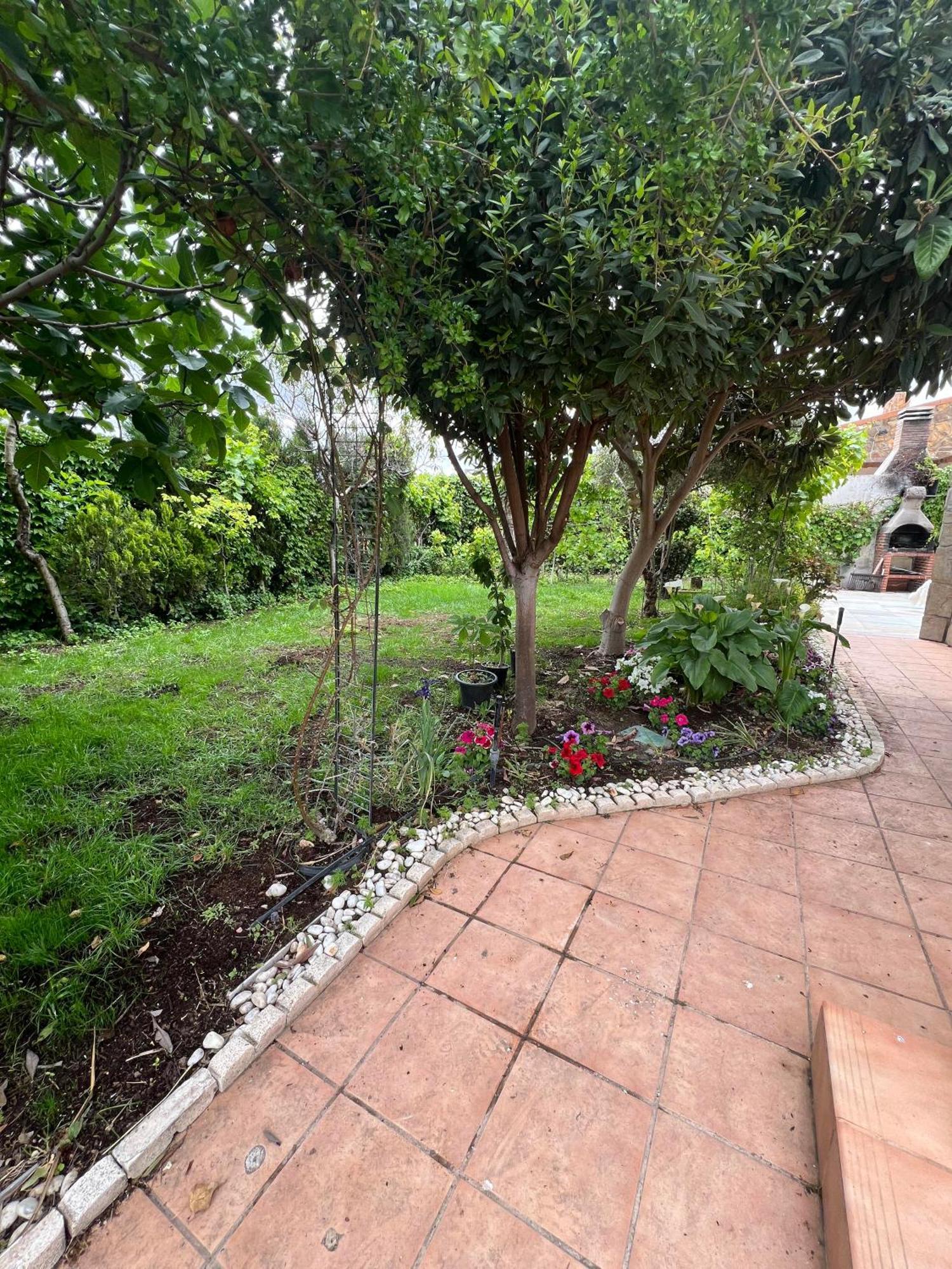 Estupenda Villa En Las Afueras Colmenar de Oreja Exterior foto